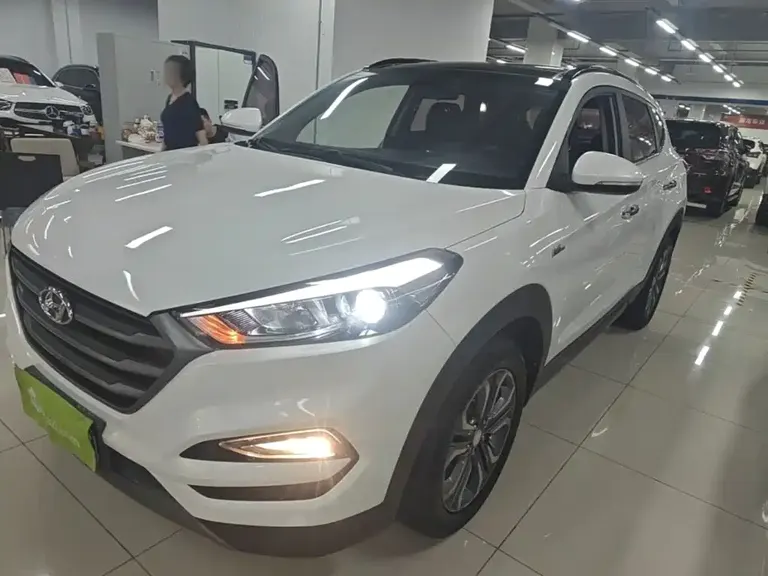 Hyundai Tucson 1.6 T DCT 2 WD Leading