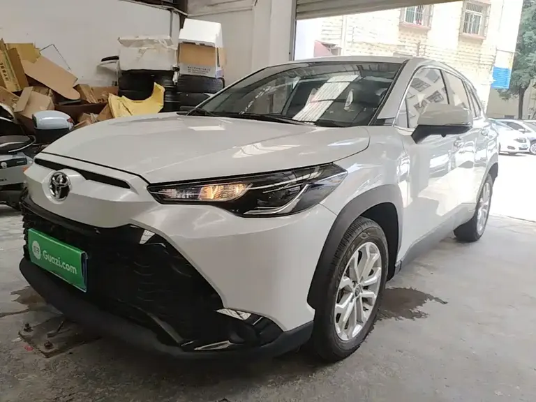 Toyota Frontlander 2.0 L CVT Elite