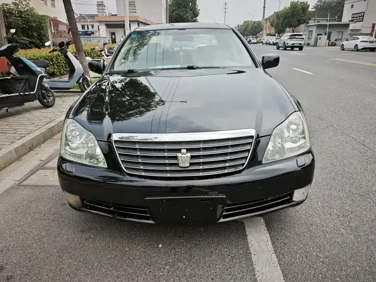 Toyota Crown 3.0 L Royal Saloon