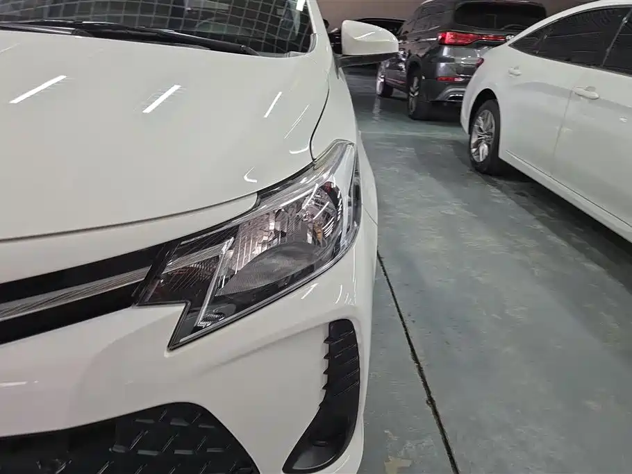 Vios FS 1.5 L CVT Sharp Speed