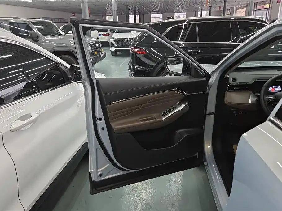 GAC Trumpchi GS4 MAX 1.5 T Flagship