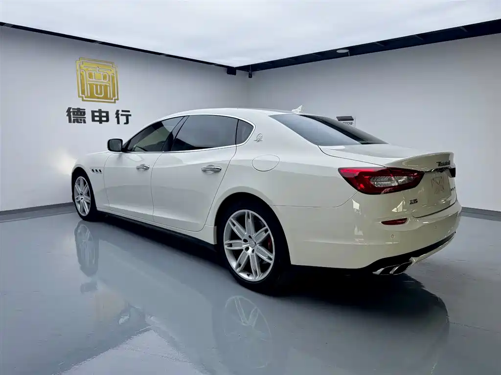 Quattroporte 3.8 T Standard