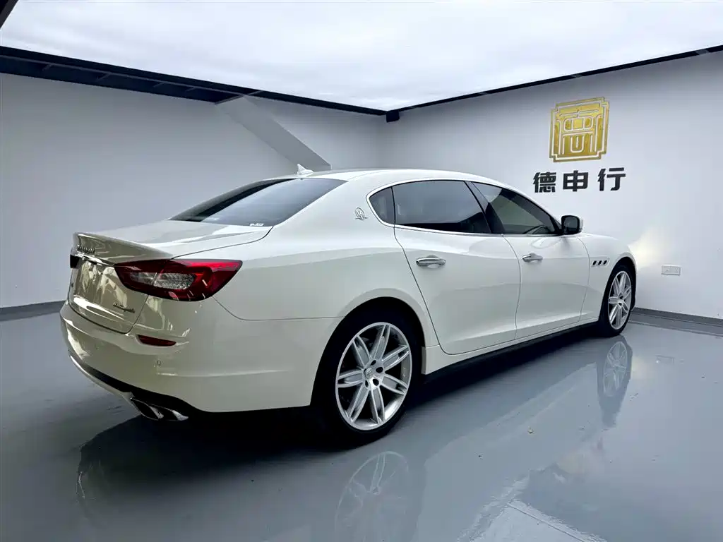 Quattroporte 3.8 T Standard