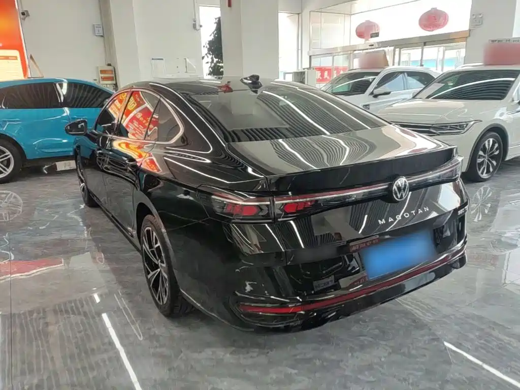 Magotan 迈腾 2024款 380 TSI DSG尊贵版