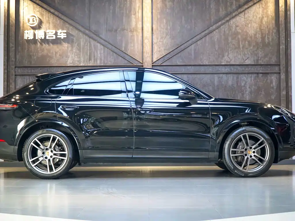 Cayenne Cayenne Coupé 3.0 T Platinum