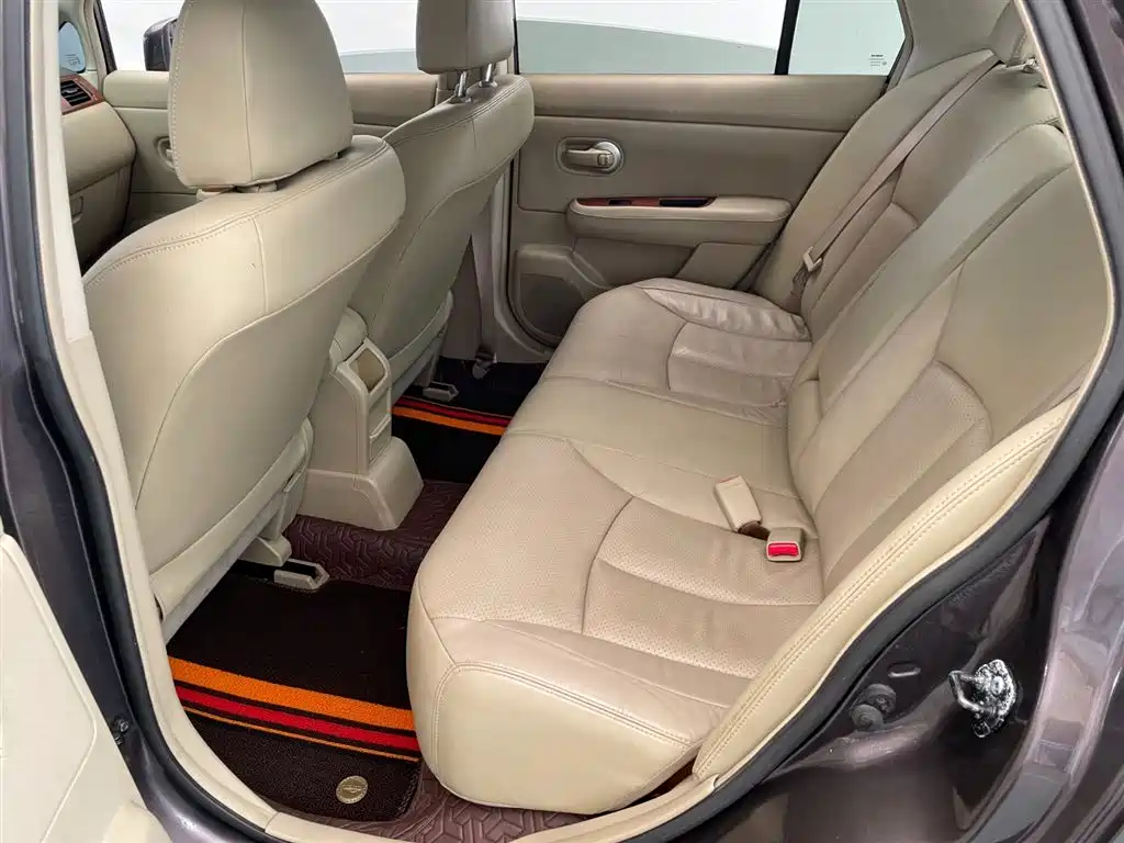 Tiida 1.6 L Auto Intelligent
