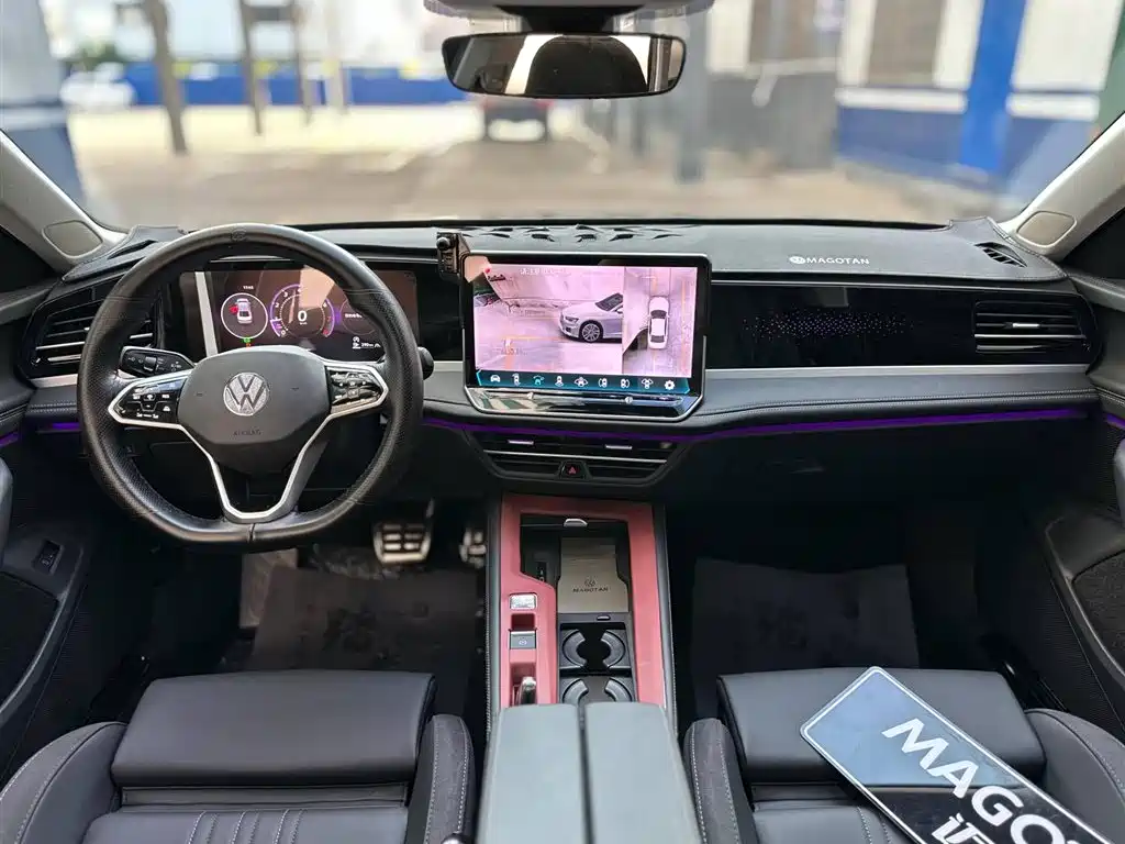 Magotan 300 TSI DSG Premium Package