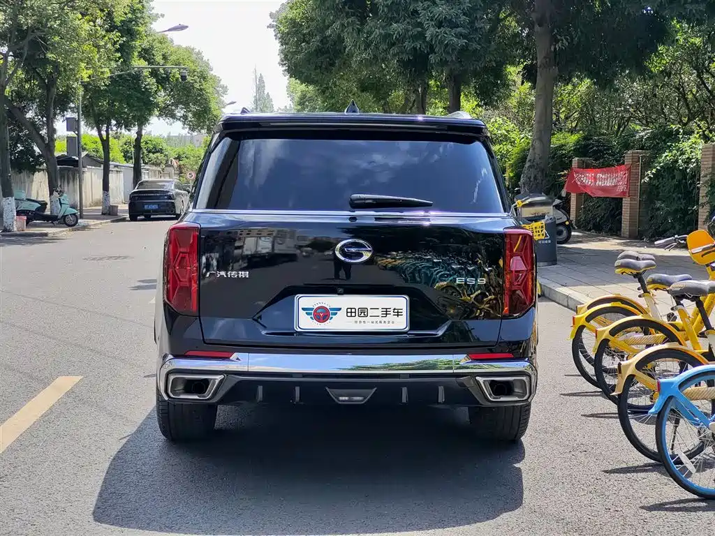 Trumpchi ES9 PHEV 143 km Max