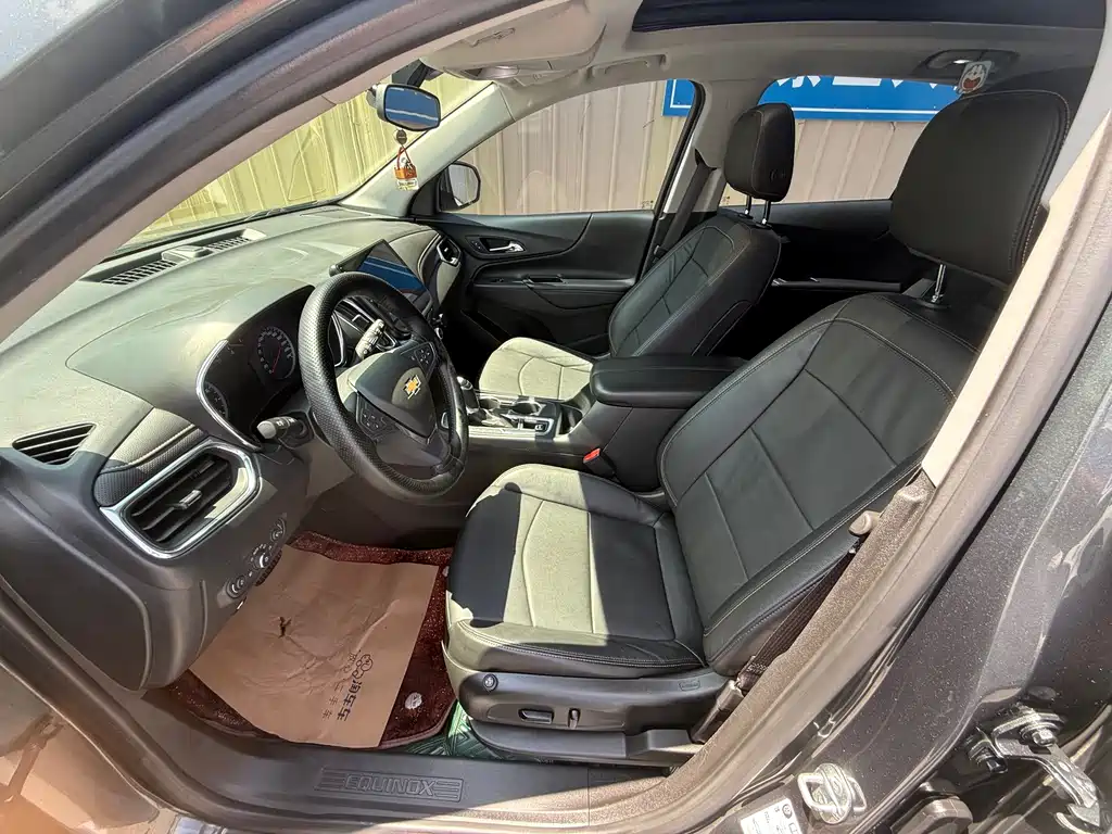Equinox 535 T Auto Speed World CN-V