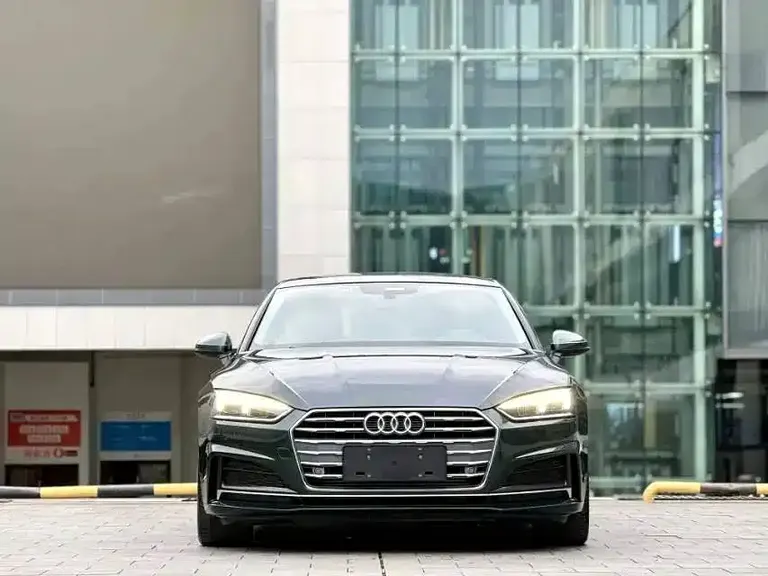 Audi A5 (Import) Sportback 40 TFSI Fashion