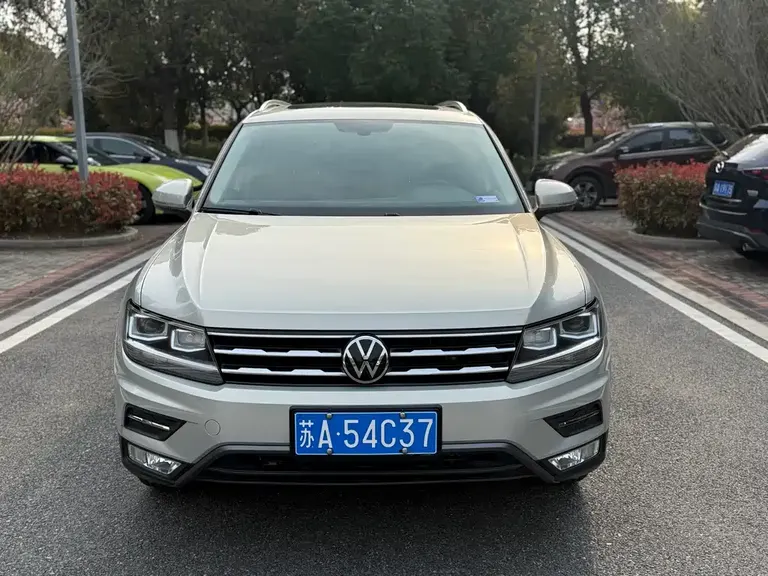 Volkswagen Tiguan L 330 TSI Auto 2 WD Comfort Enjoyment