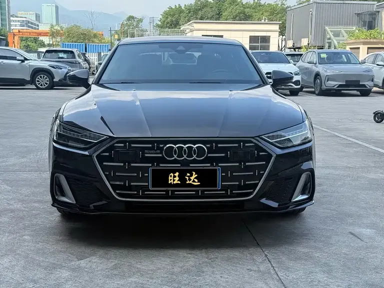 Audi A7 L 奥迪A7 L 2025款 45 TFSI quattro 奢享型