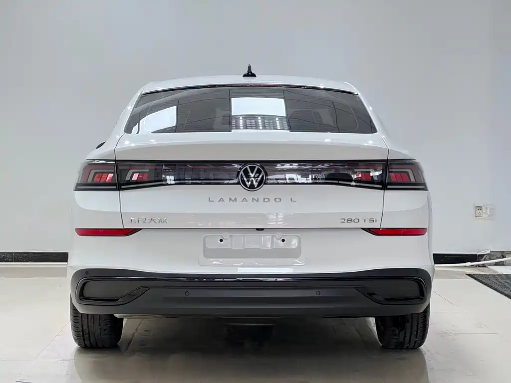 Lamando Lamando L 280 TSI DSG Dazzle Hot