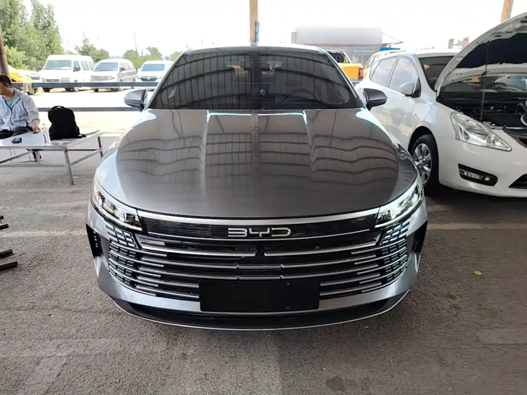 Destroyer 05 Glory DM-i 55 KM Luxury