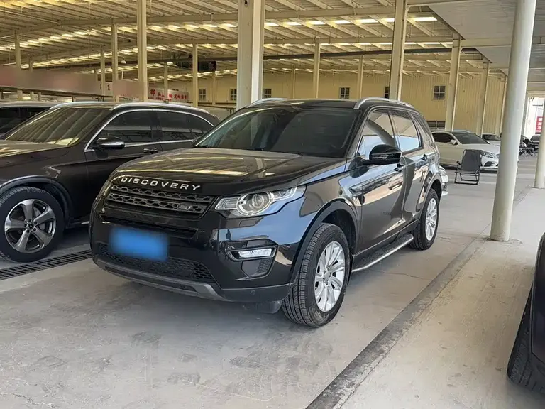 Land Rover Discovery Sport 2.0 T SE