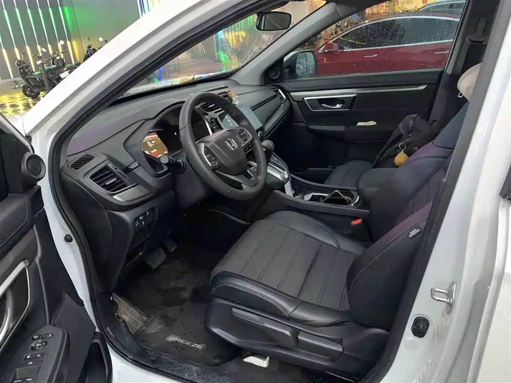 Breeze 240 TURBO CVT 2 WD Luxury