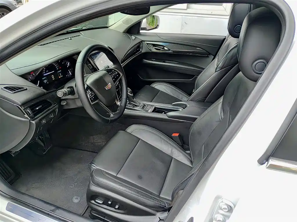Cadillac ATS-L 28 T Fashion