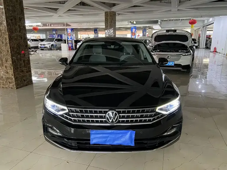 Volkswagen Magotan 200 10 K Commemorative 280 TSI DSG Leading