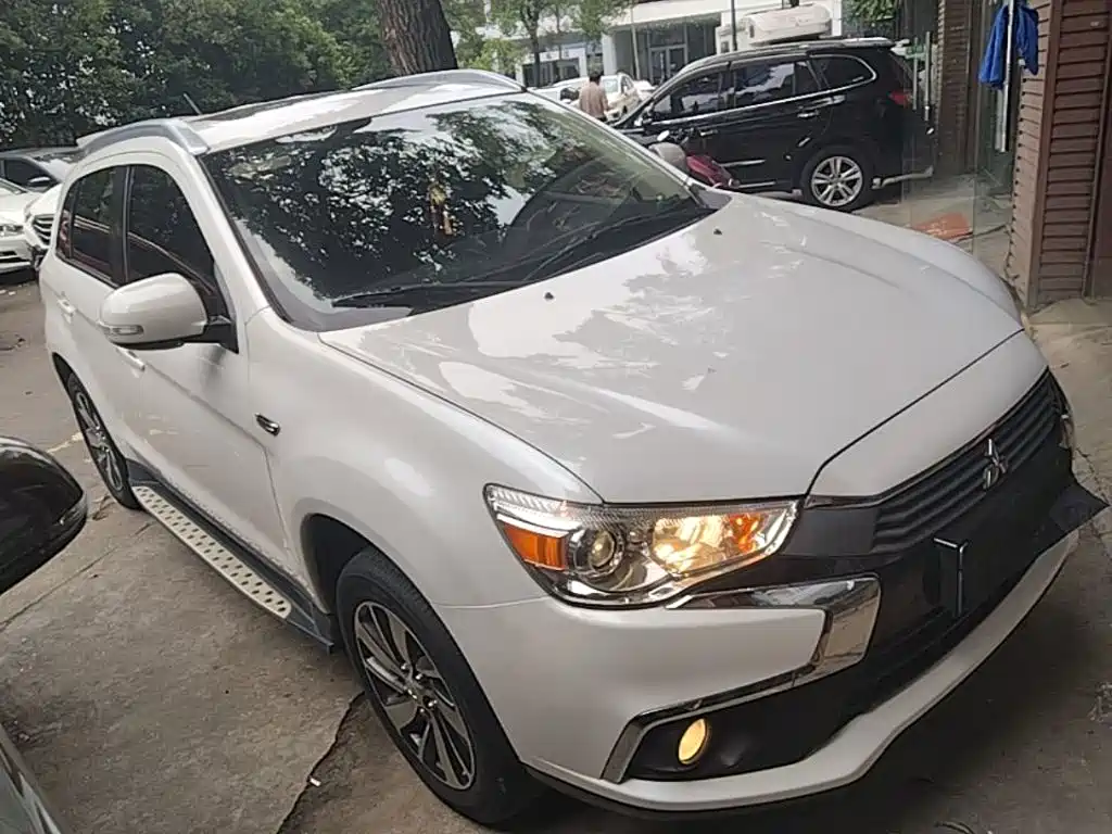 ASX 2.0 L CVT 2 WD Premium