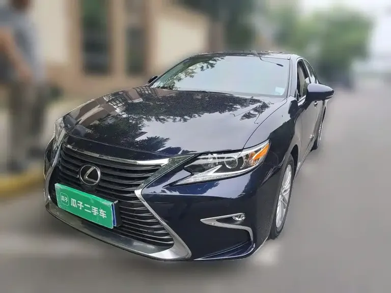 Lexus ES 200 Elite