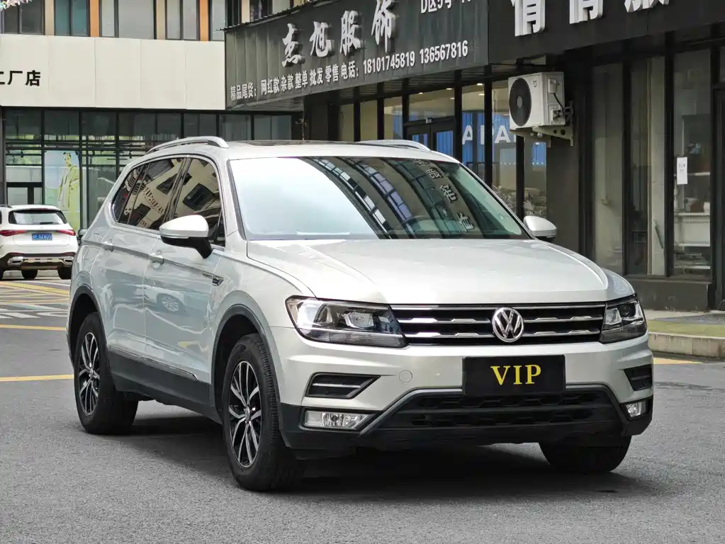 Tiguan L 330 TSI Auto 2 WD Luxury