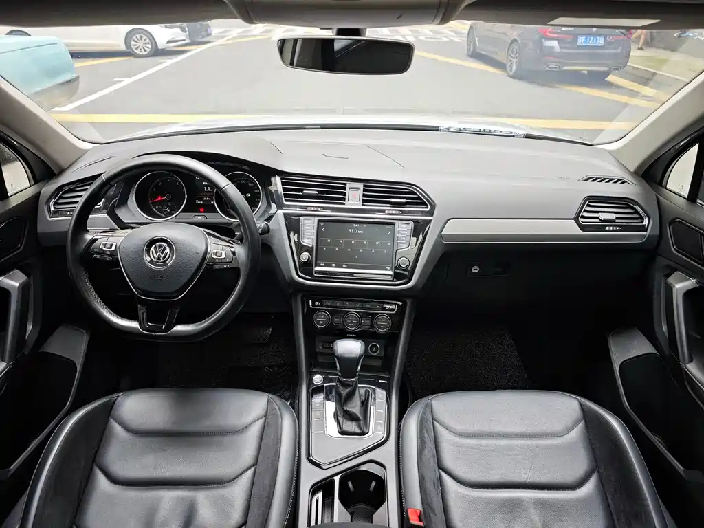 Tiguan L 330 TSI Auto 2 WD Luxury
