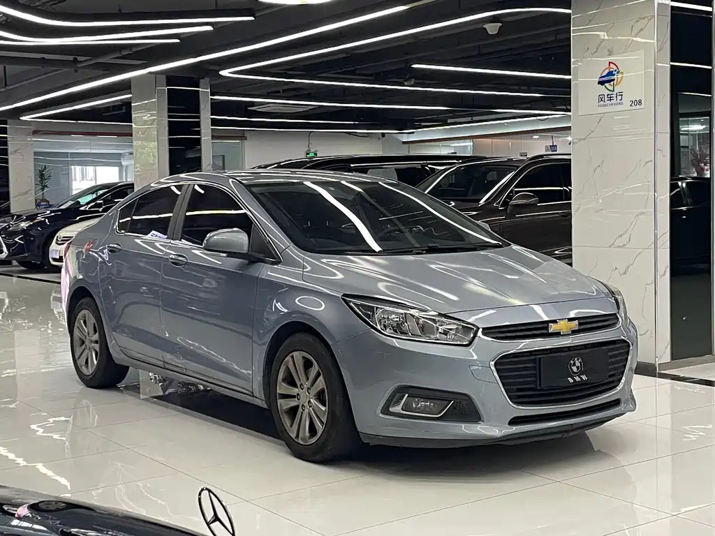 Cruze 1.5 L Auto Luxury