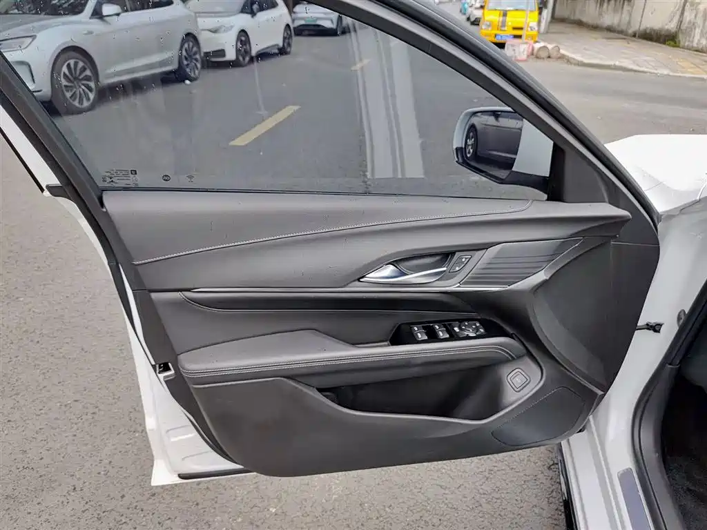 Cadillac CT4 28 T Style