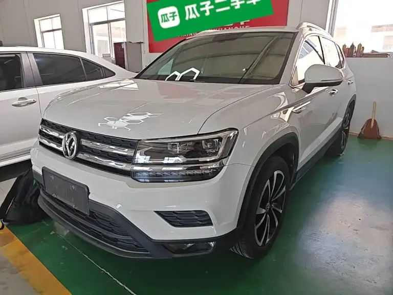 Volkswagen Tharu 280 TSI 2 WD Luxury CN-VI