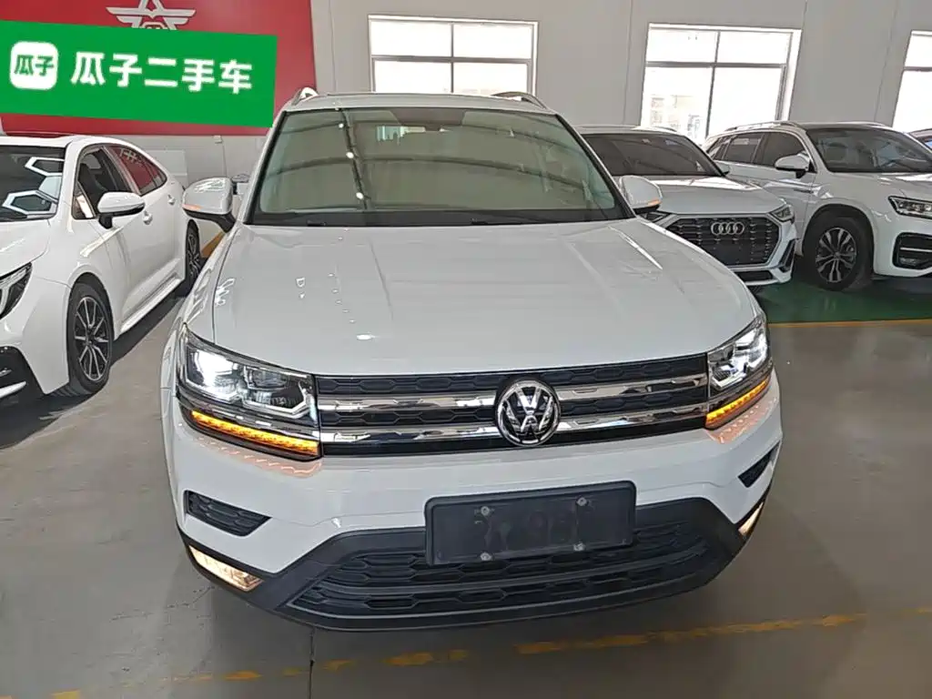 Tharu 280 TSI 2 WD Luxury CN-VI