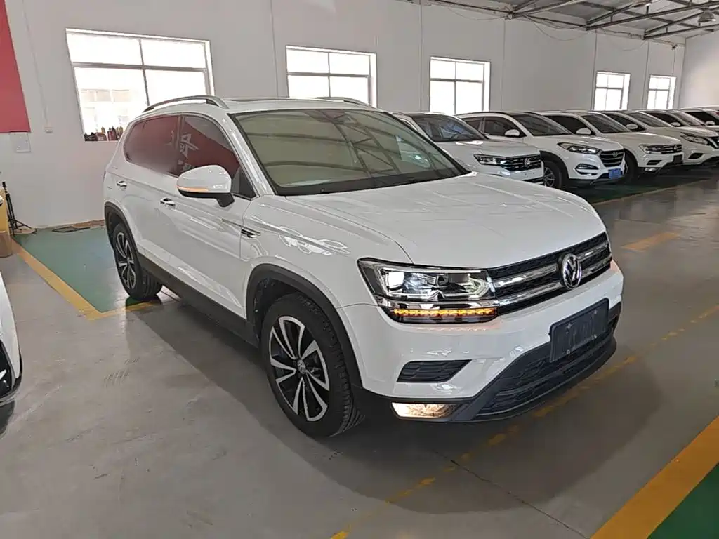 Tharu 280 TSI 2 WD Luxury CN-VI