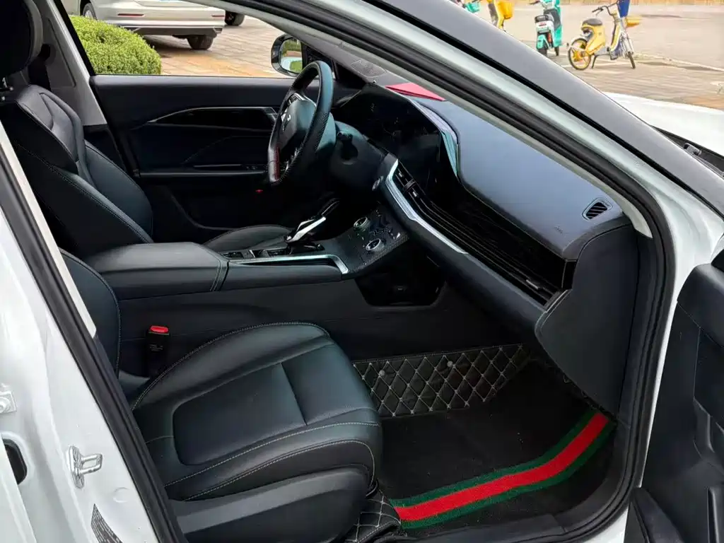 Besturn B70 1.5 T Auto Control Enjoyment