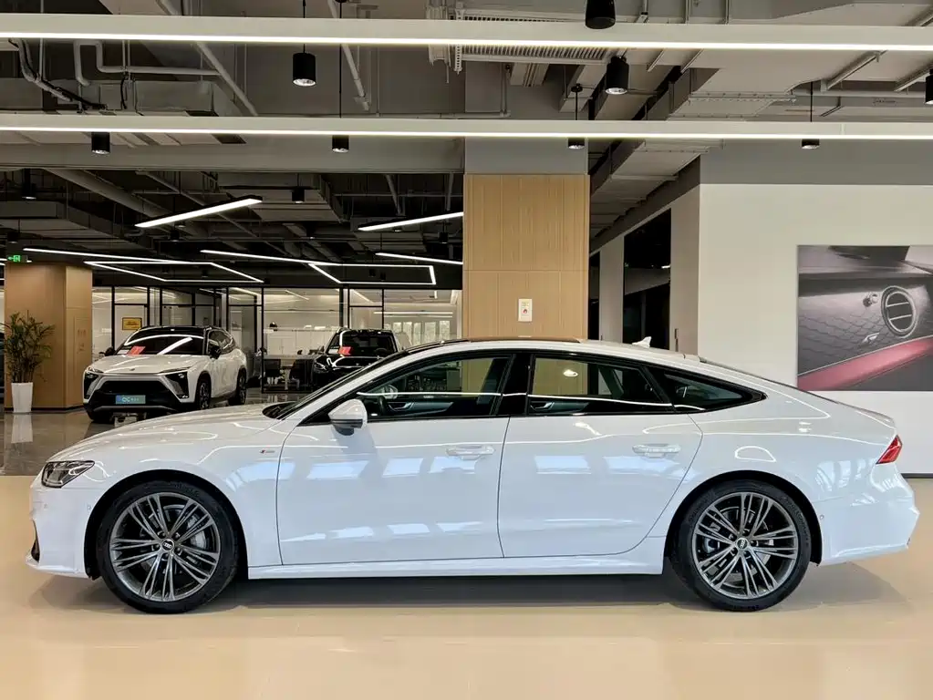 Audi A7 45 TFSI Select