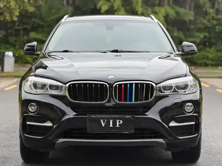 BMW X6 xDrive35 i Luxury