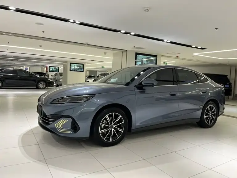 BYD Seal 06 DM-i 80 KM Distinguished
