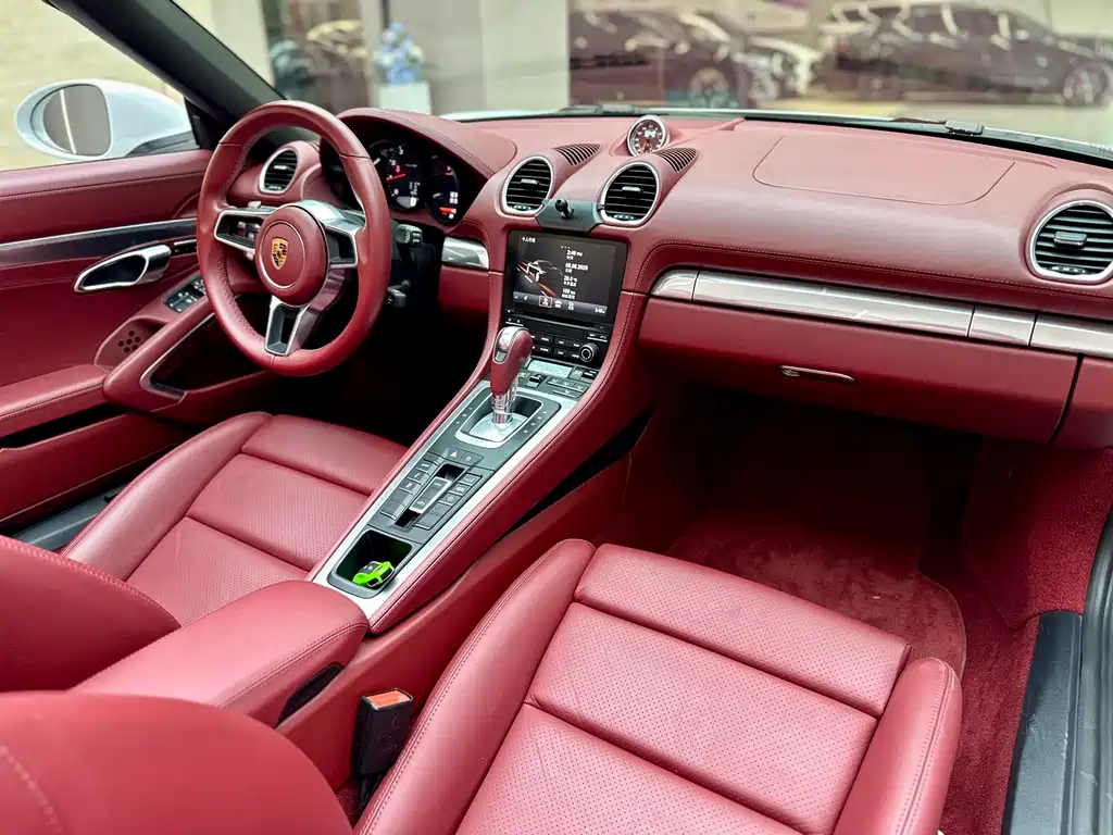 Porsche 718 Boxster 2.0 T