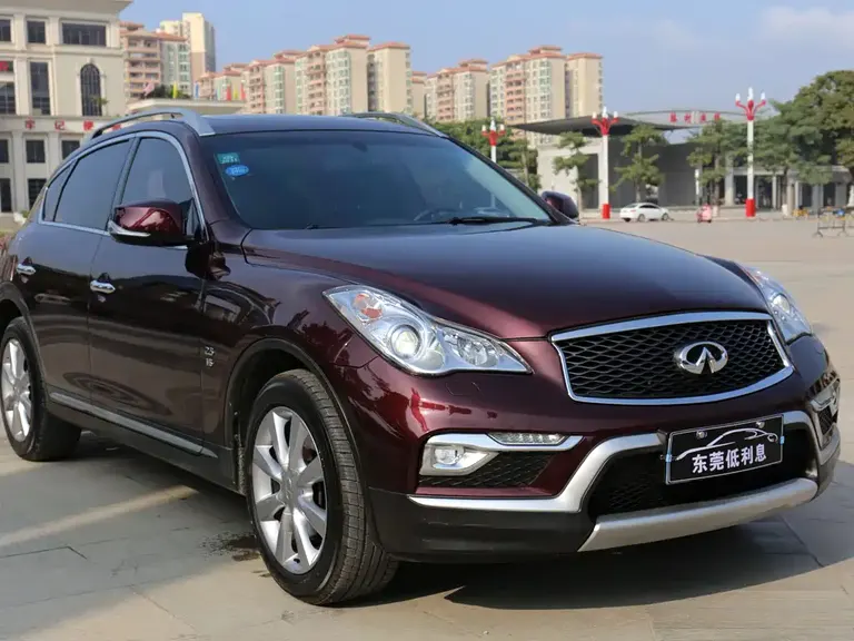 Infiniti QX50 2.5 L Comfort
