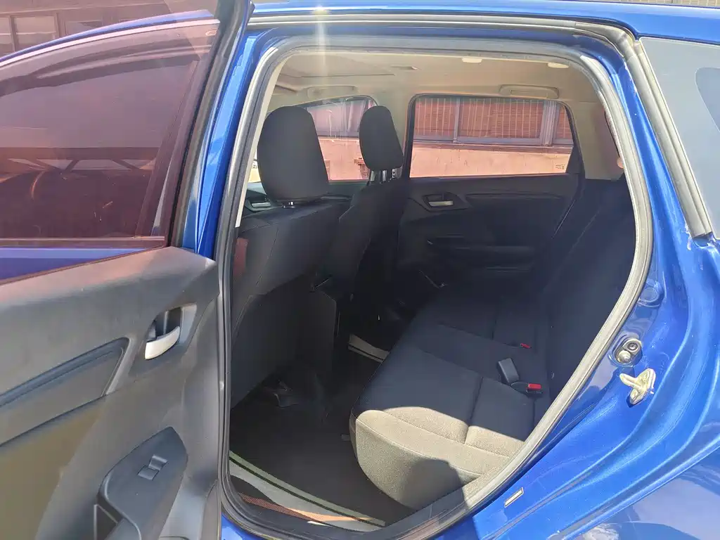 Fit 1.5 L CVT Comfort Sunroof