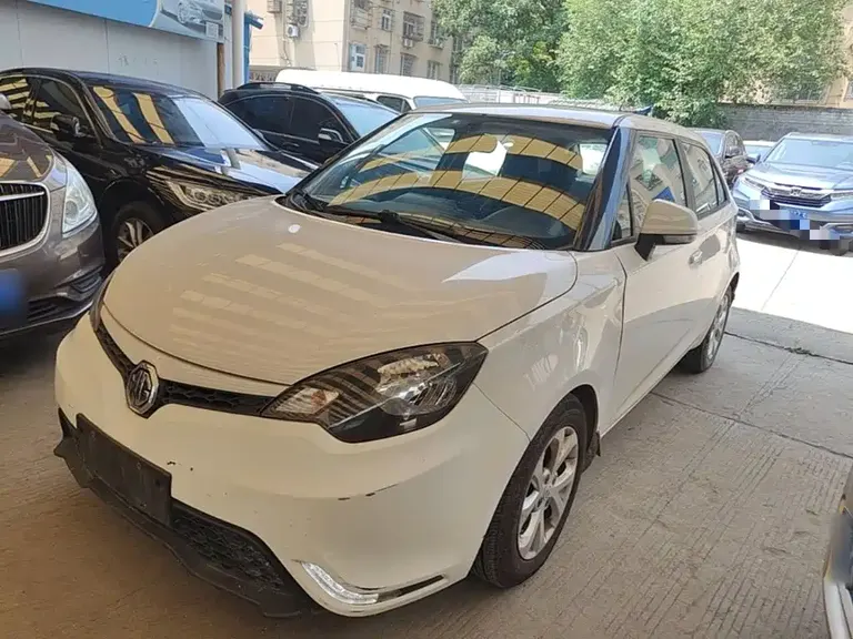MG 3 1.5 L AMT Elite