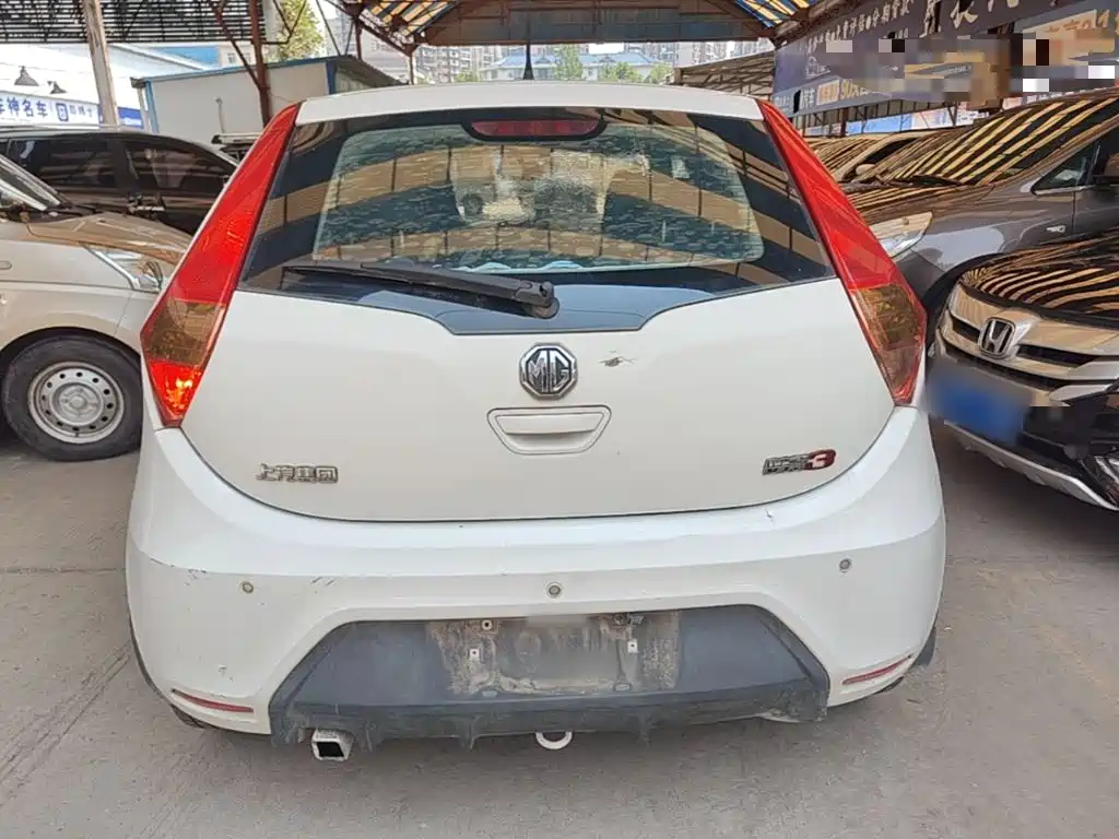 MG 3 1.5 L AMT Elite