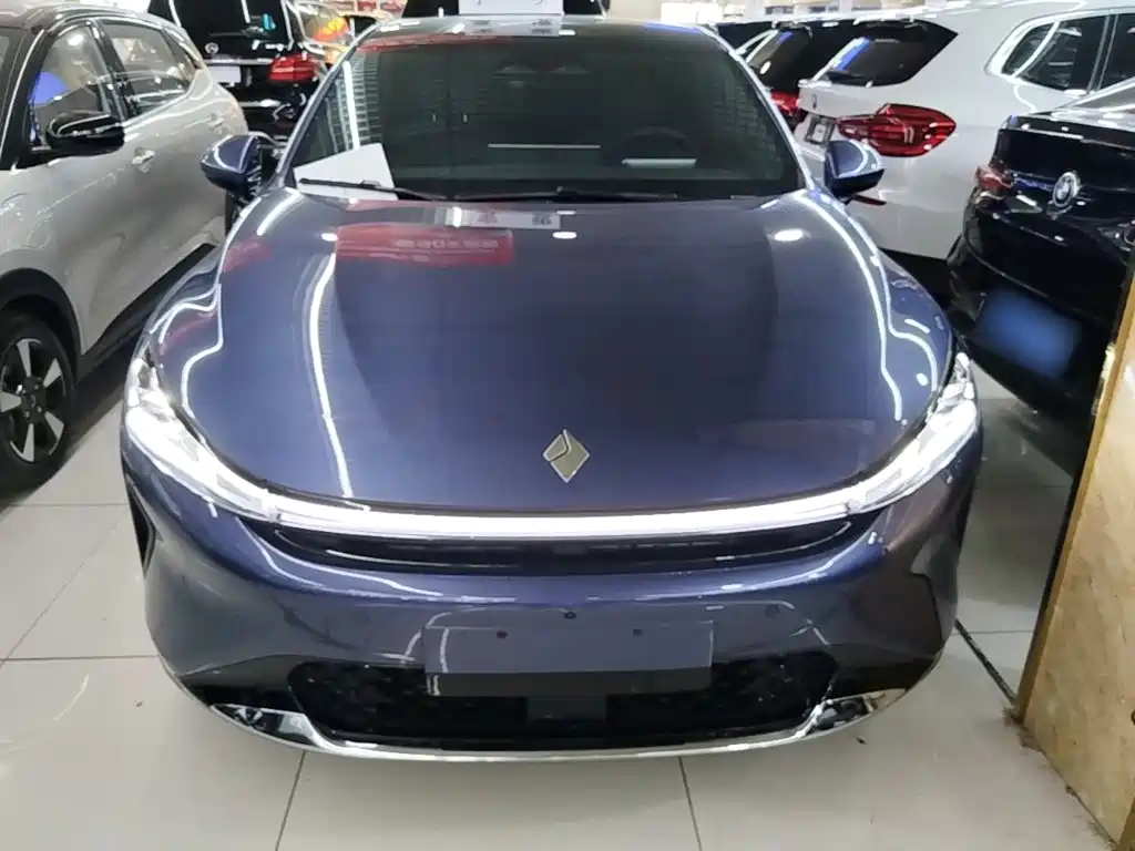 Baojun Xiangjing PHEV 140 km Luxury