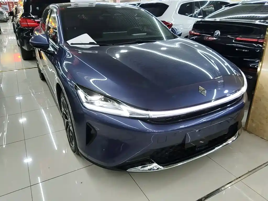 Baojun Xiangjing PHEV 140 km Luxury