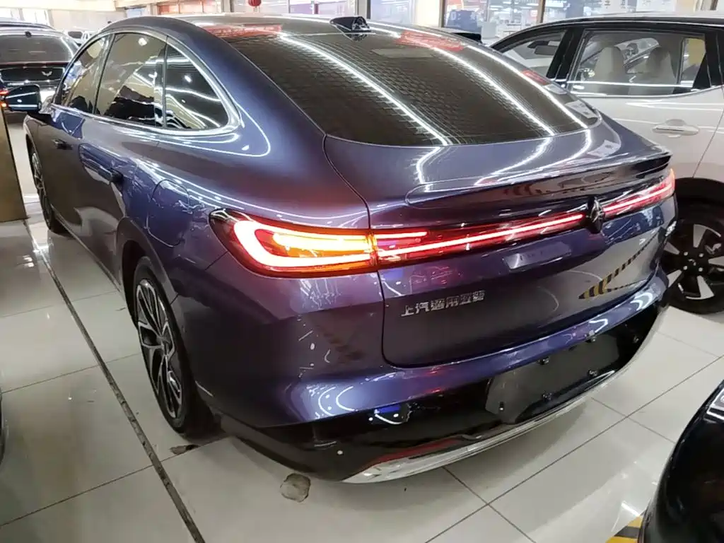 Baojun Xiangjing PHEV 140 km Luxury