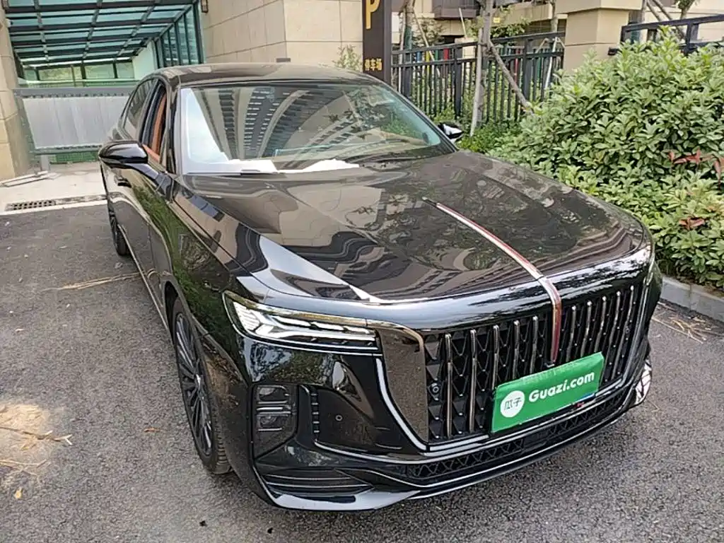 Hongqi H9 Facelift 2.0 T 2 WD Flagship Enjoyment Private Style 5-seat