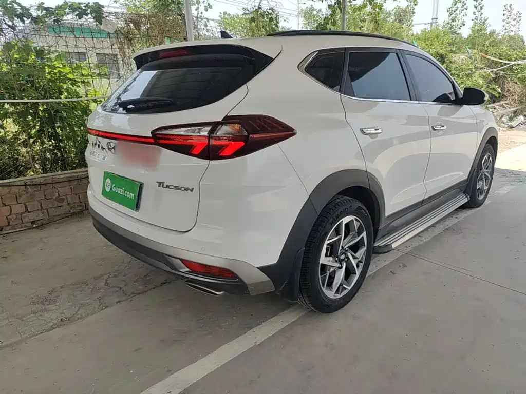 Tucson 280 TGDi 2 WD GLS Fashion CN-VI