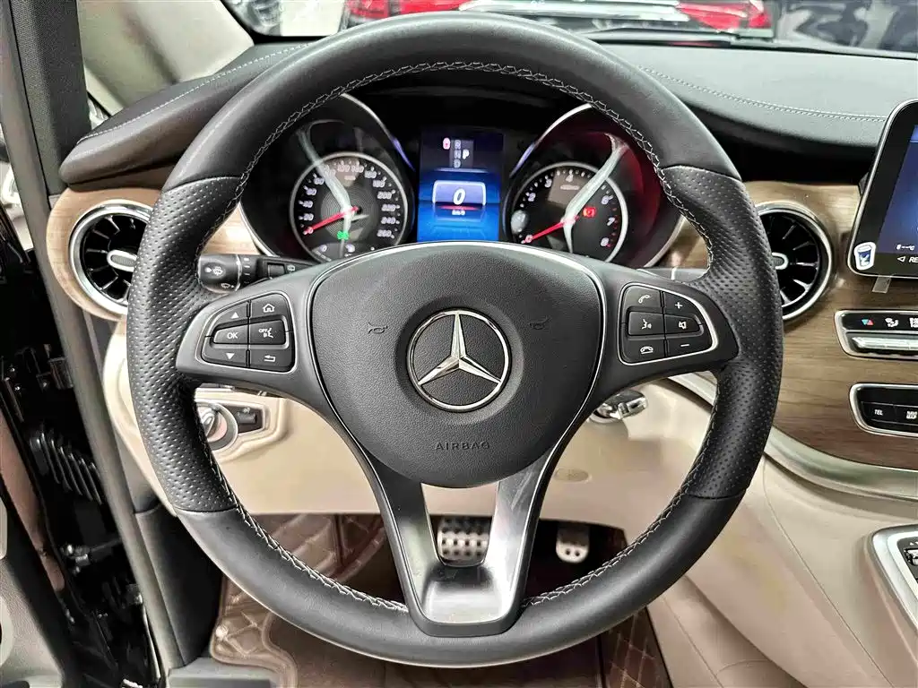 Mercedes-Benz V-Class V 260 L LWB Range Luxury