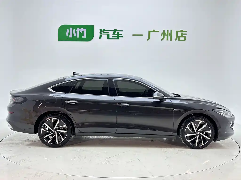 Lamando Lamando L 280 TSI DSG Super Hot Flagship