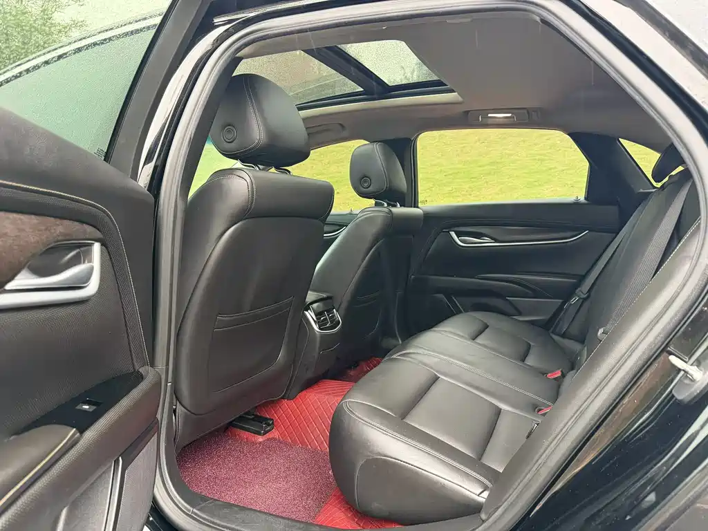 Cadillac XTS 28 T Elite