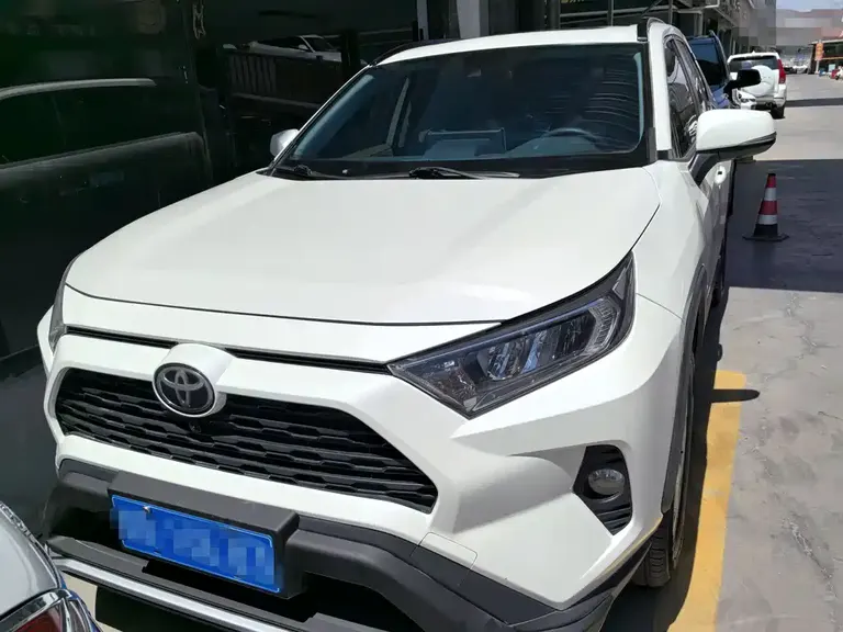 Toyota RAV4 2.0 L CVT 2 WD Style