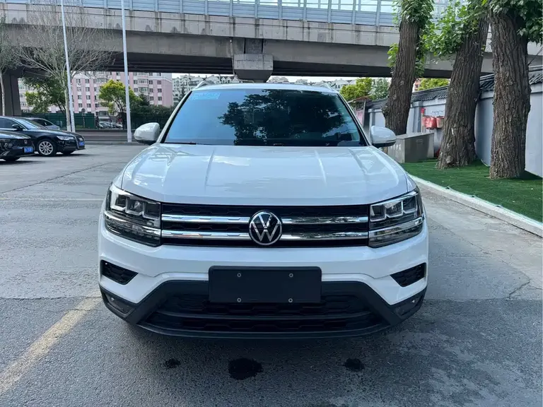 Volkswagen Tharu 280 TSI 2 WD Comfort